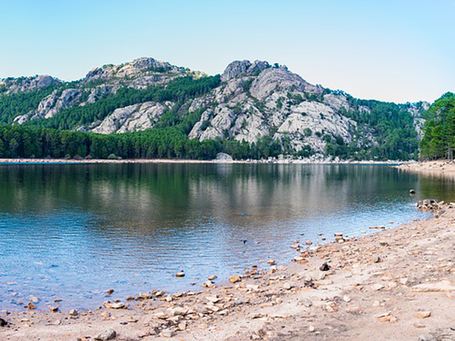 Le lac du barrage de l'Ospedale